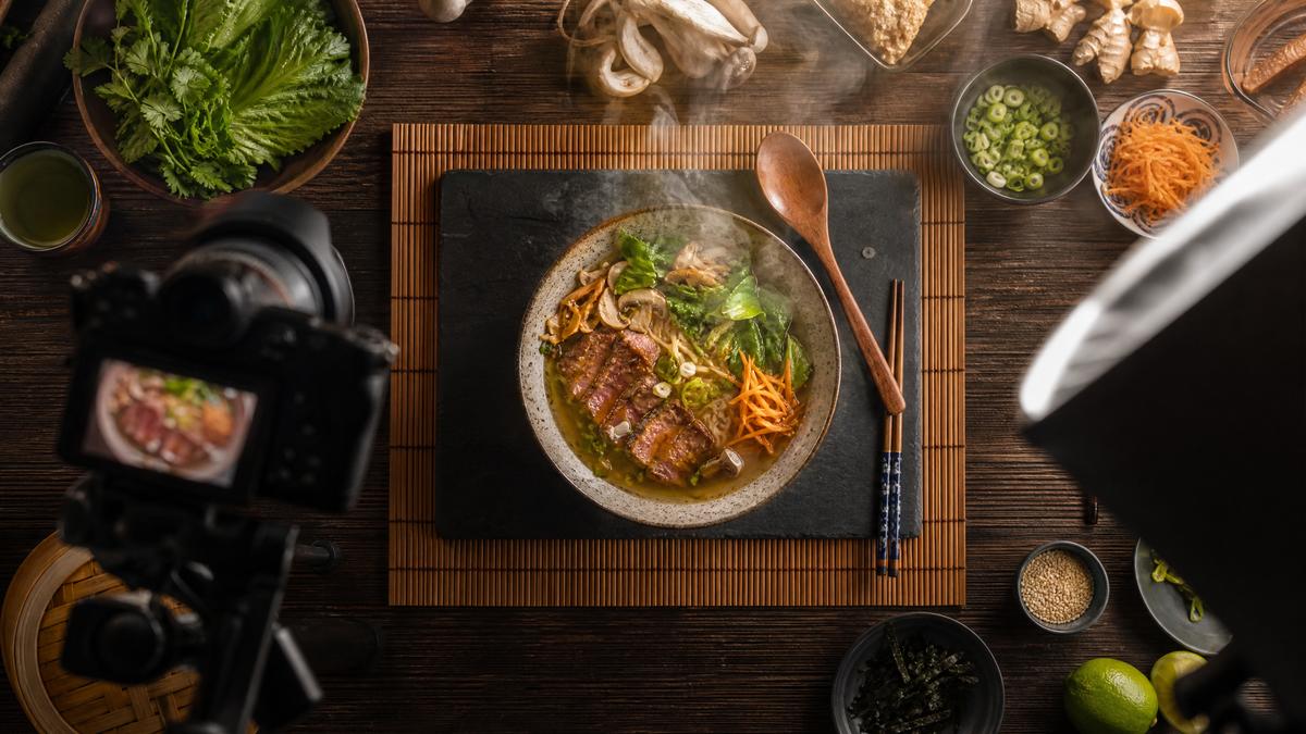 兄妹乱伦美食视频教程